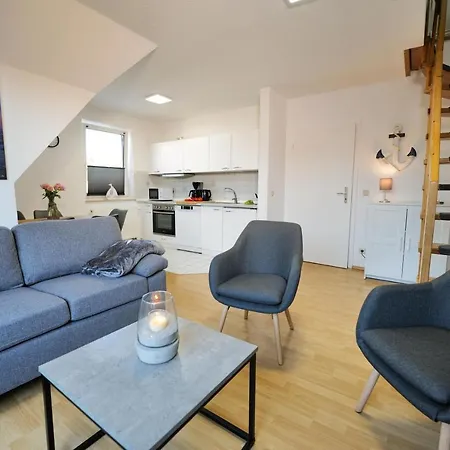 Apartamento Meerfarbig - Haustierfrei -balkon - Glasfaser - Parkplatz - Fahrradschuppen - Zentral&ruhig - E-ladesaeule - Waschtrockner - Nichtraucher Zingst