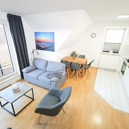 Haustierfrei - Meerfarbig - Glasfaser -balkon - Parkplatz - Fahrradschuppen - Zentral&ruhig - E-ladesaeule - Waschtrockner - Nichtraucher - Allergikerfreundlich Apartament Zingst